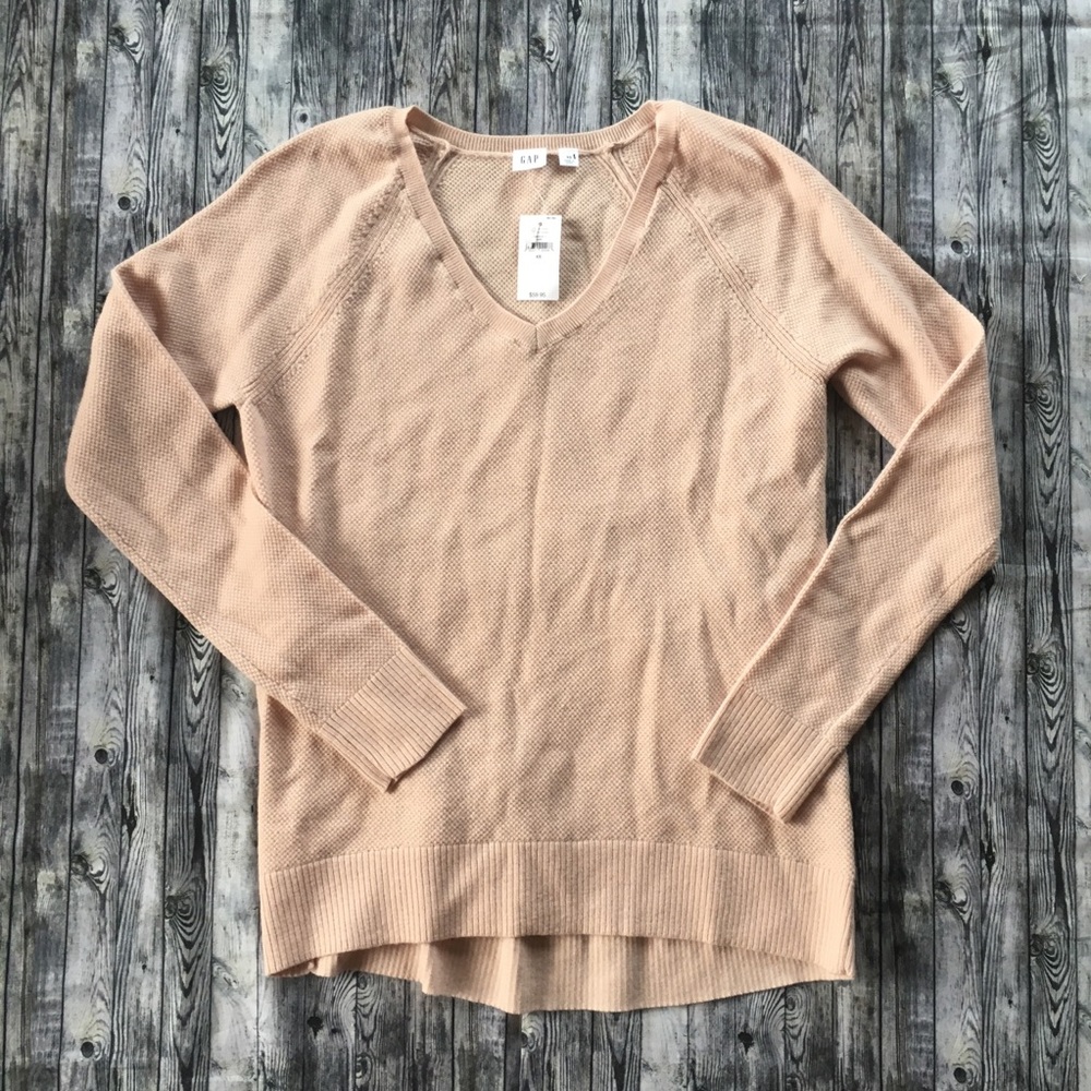 🆕NWT GAP V-Neck Pullover Sweater